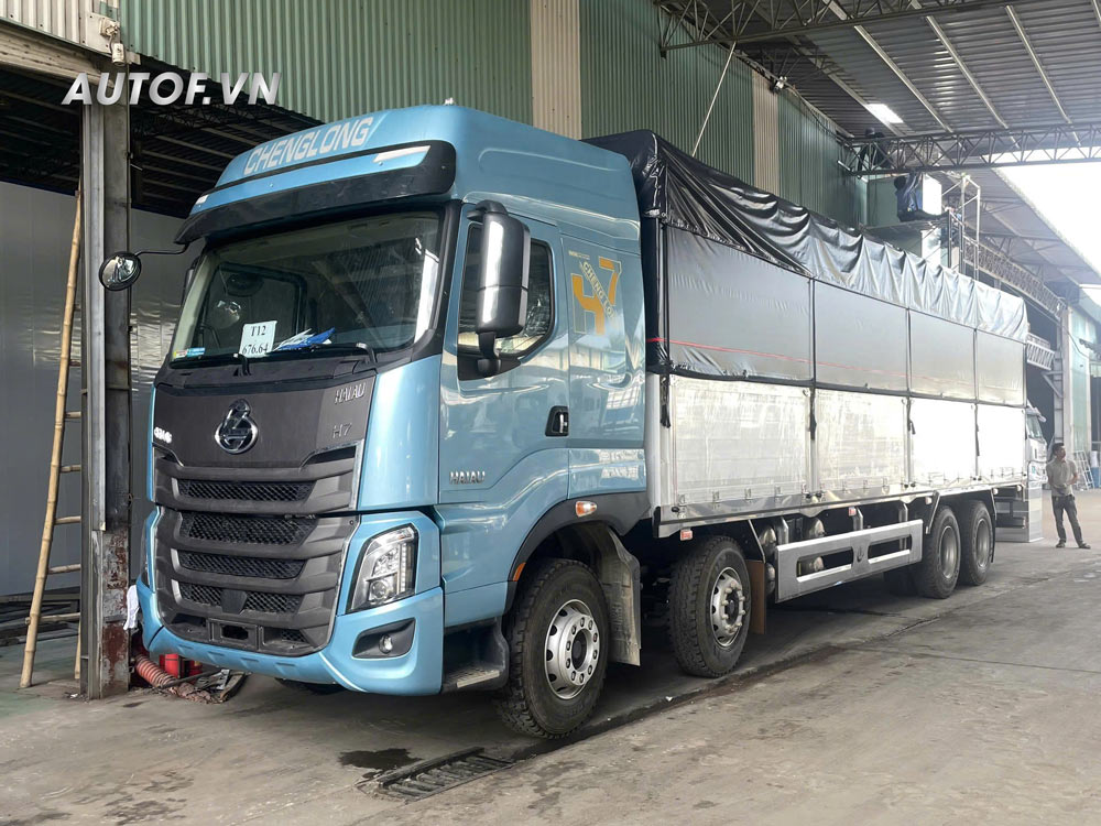 Tải 4 chân Chenglong h7 360Hp thùng bửng nhôm
